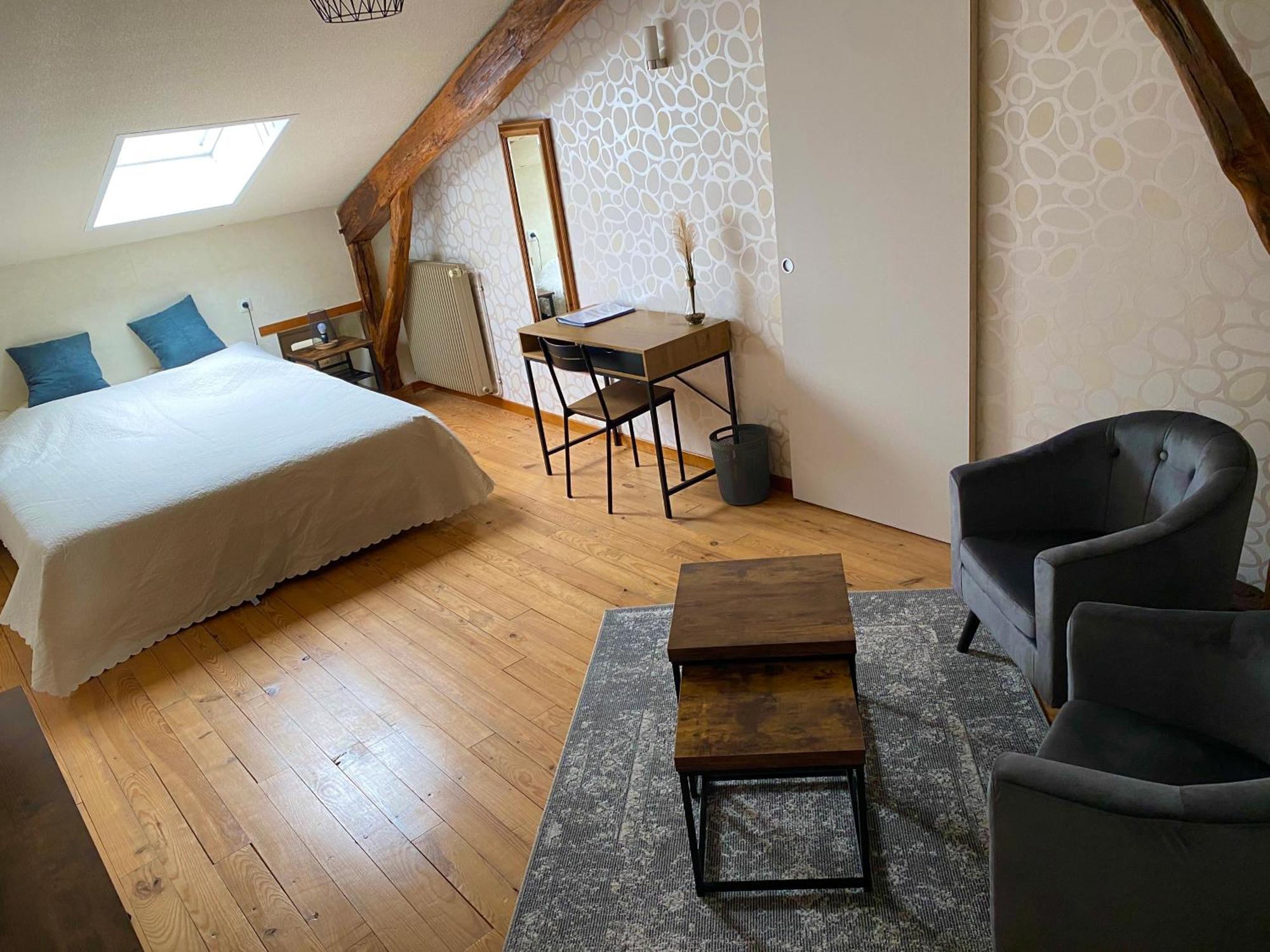 Le Petit Bleu Chambre D'Hotes Bourg-de-Visa Exterior photo
