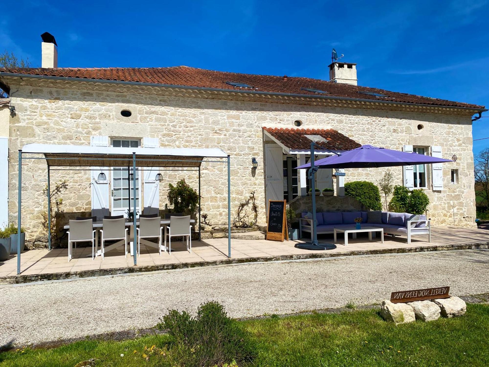 Le Petit Bleu Chambre D'Hotes Bourg-de-Visa Exterior photo